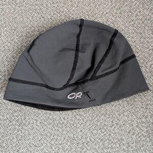 Outdoor Research athletic sport winter beanie size S/M small / medium